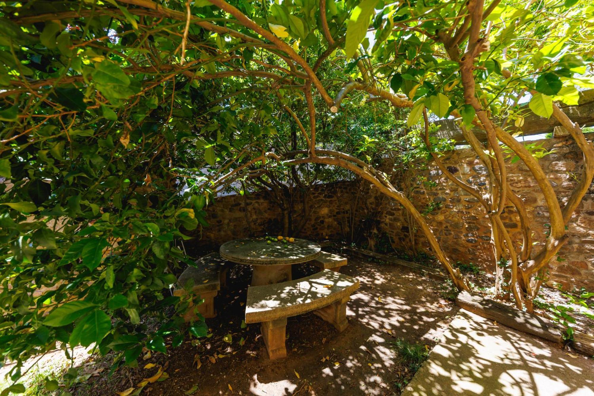 Turisme Rural - Mas Vila - Monells La Bisbal d'Emporda Exterior photo
